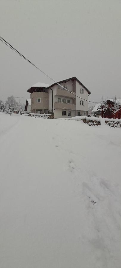 Apartmani Bilic Korenica Exterior foto