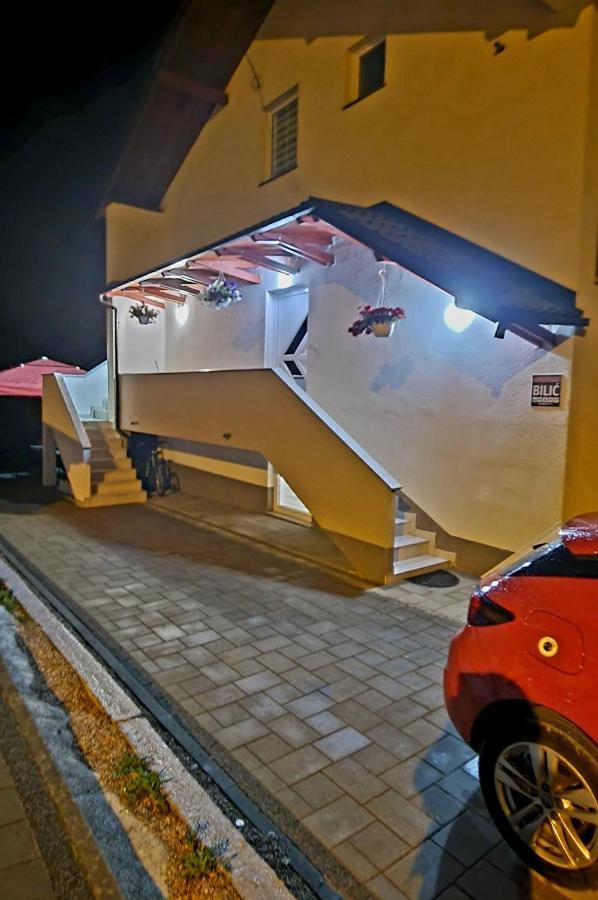 Apartmani Bilic Korenica Exterior foto