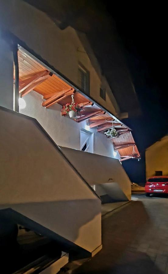 Apartmani Bilic Korenica Exterior foto