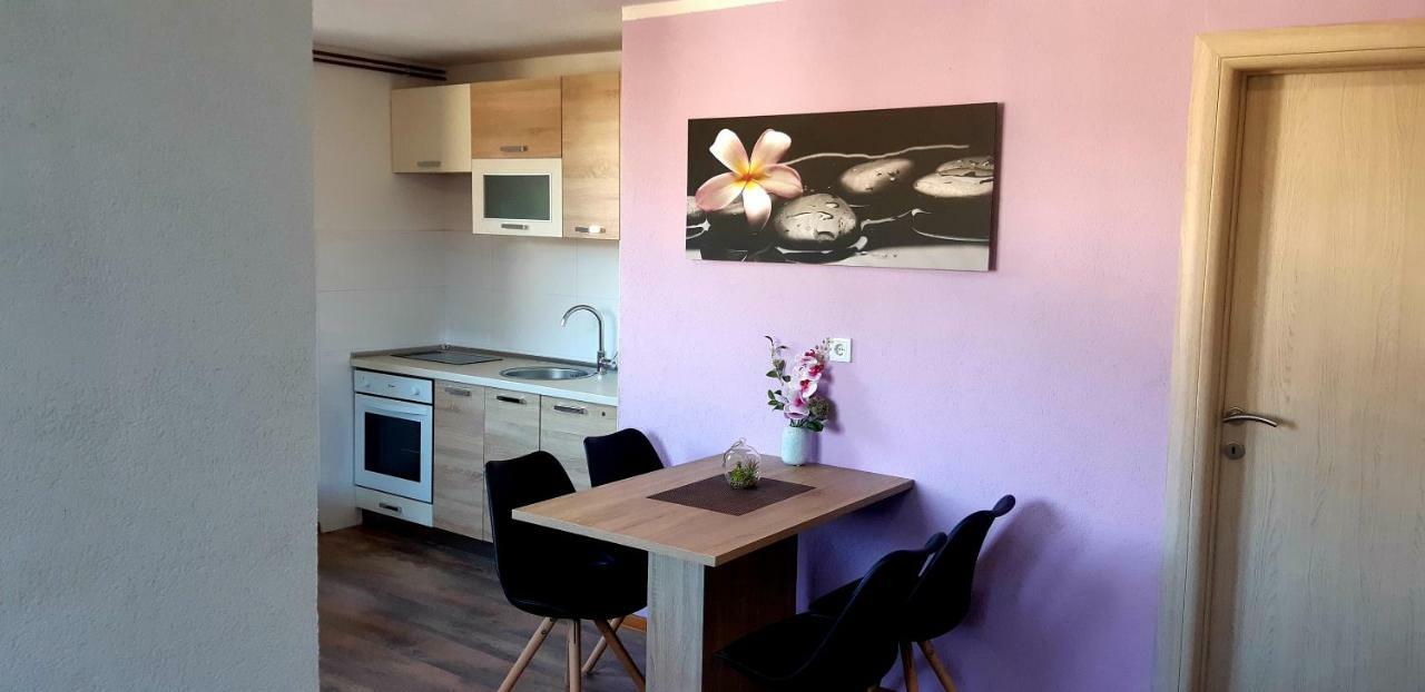 Apartmani Bilic Korenica Exterior foto