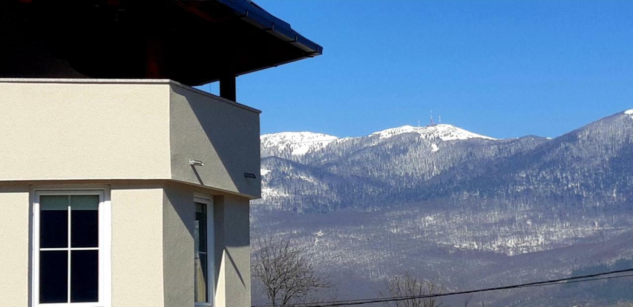 Apartmani Bilic Korenica Exterior foto