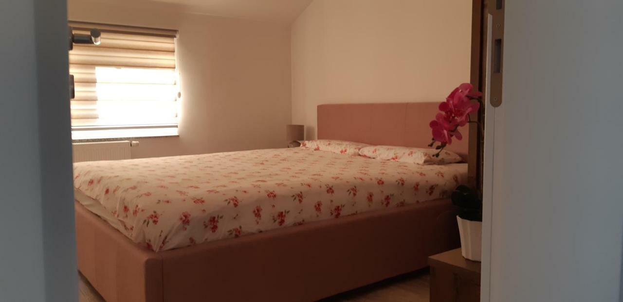 Apartmani Bilic Korenica Exterior foto