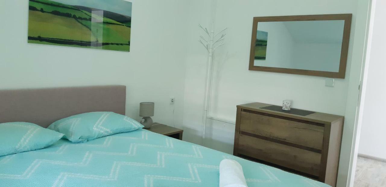 Apartmani Bilic Korenica Exterior foto